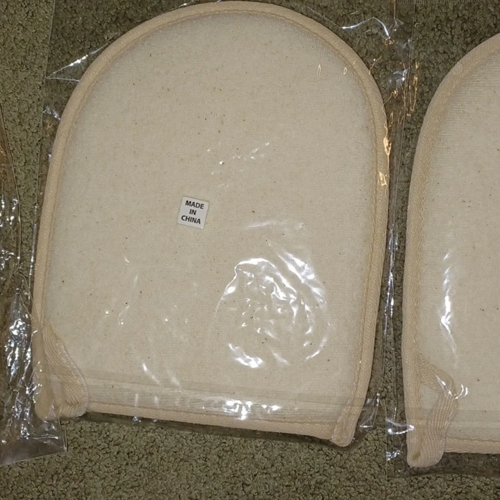 LOT of NIP Luffa Mitts and Soap Bags